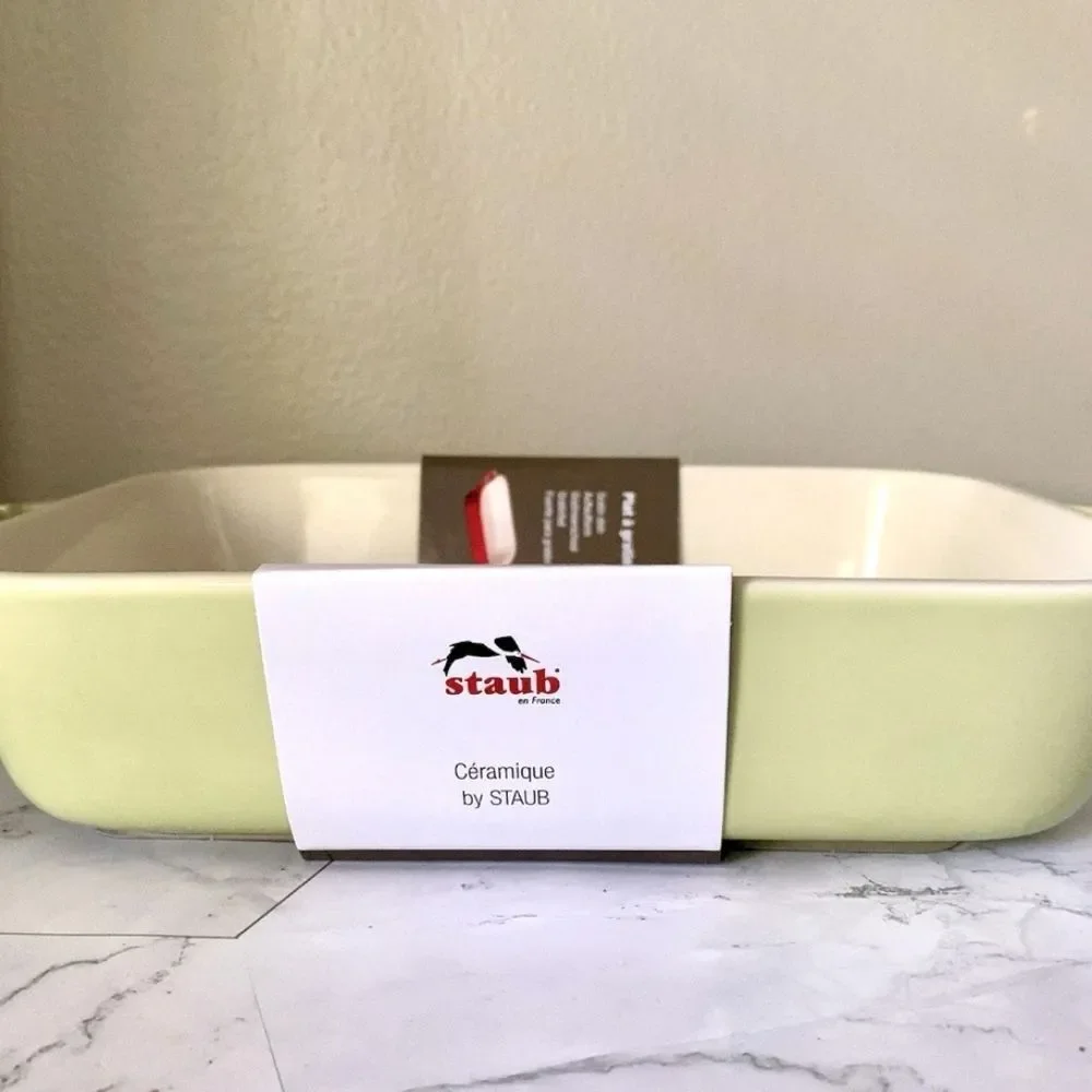 Staub Rectangular Gratin 2.5QT Baking Dish- Light‎ Green
